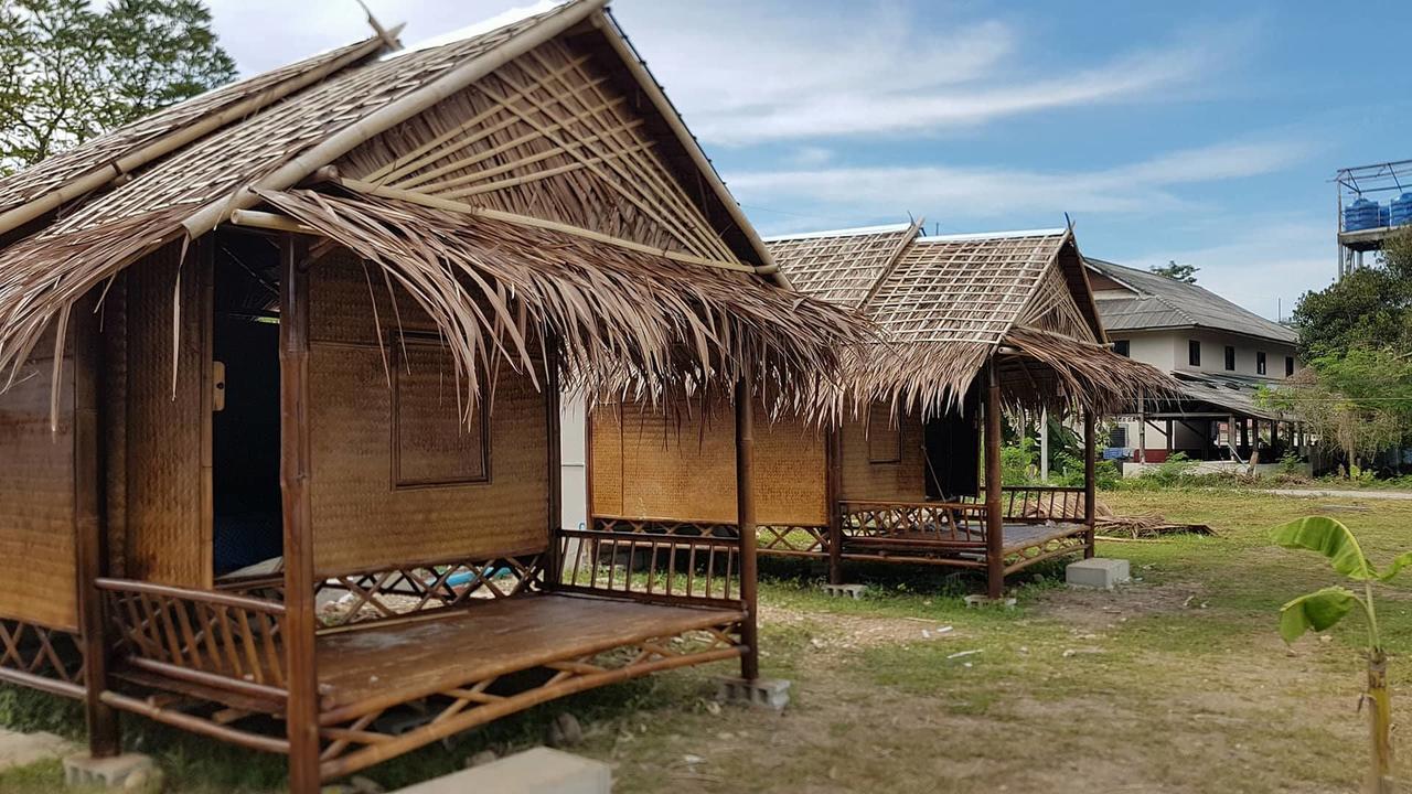 Lanta Local Hut Hotel Koh Lanta Bagian luar foto